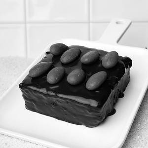 Macadamia Almond Brownie