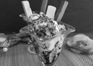 Kitkat Sundae
