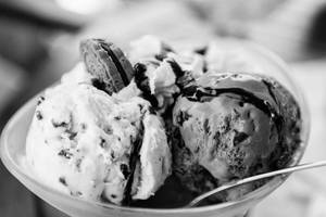 Chocovanilla Sundae