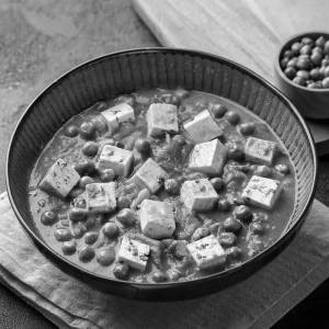 Matter Paneer (350 ml container)
