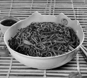 Mix Veg Schezwan Noodles