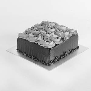 Eggless Chocolate Swirl Fudge Cake