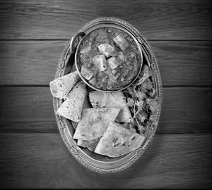 Matar Paneer With (3.Butter Roti)