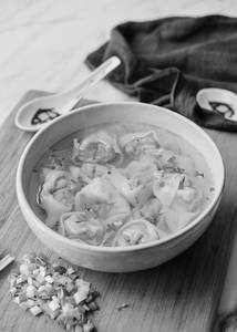 Chicken wanton soup