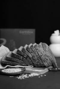 Zero Maida Multigrain Bread 320 Gm