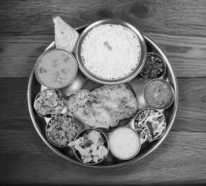Modso Thali Spl