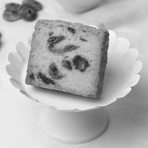 Date & Fig Tea Cake