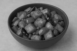 Dry chilli paneer