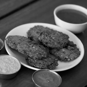 Paripu Vada(dal Vada) (170 Gms)