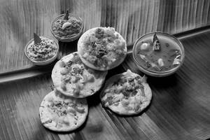 Panchvarna Uthappam(250 Gms)
