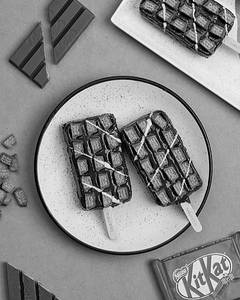 Kitkat Pop Waffle