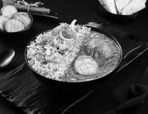NH1 Dhaba Egg Curry [Masala Rice] Bowl