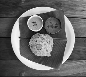 Rava idli [1 piece]