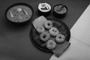 Sambar Mini Vada (8pcs)