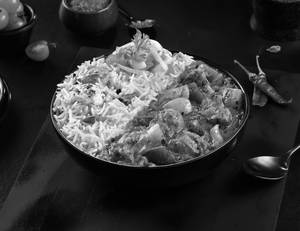 Model Town Kadhai Chicken [Masala Rice] Bowl