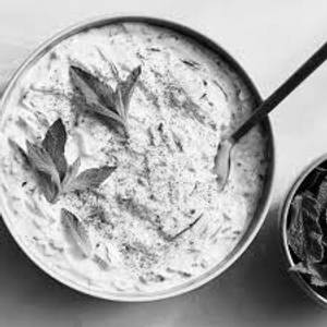 Cucumber raita