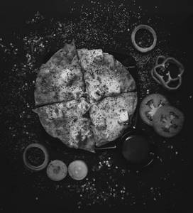 Paneer Wrapped Pizza [8 inches]