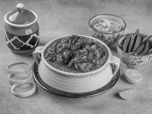 Hyderabadi Chicken Gravy