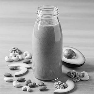 Avocado Dry Fruits Smoothie