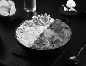 NH1 Special Aloo Palak Steamed Rice Bowl