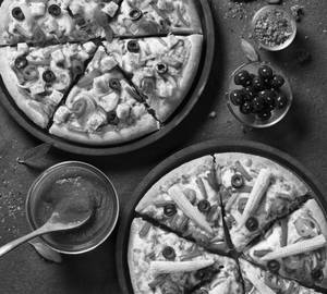 8'' Jumbo Pizza