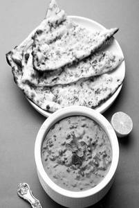 Combo-dal Makhni + 1 Butter Naan