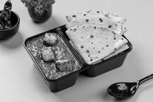 Palak Paneer & Roti Dabba