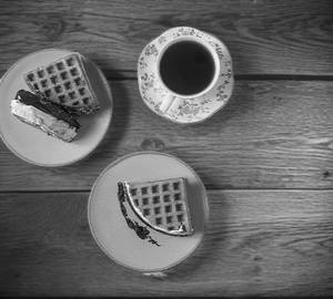 Dark White Waffles