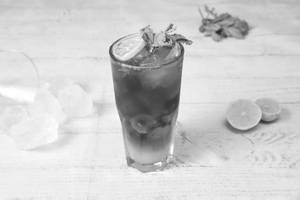 Strawberry mojito