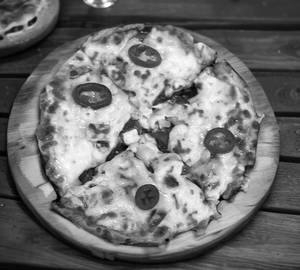 Spicy Burnt Pizza [Medium]