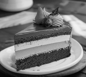 Eggless Chocolate Pastry (1 Pc)