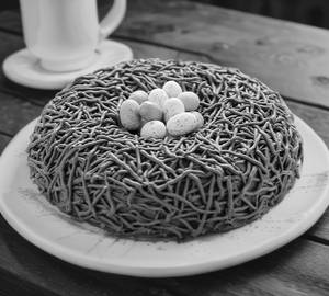 Robin Bird's Nest Cake (500gm)