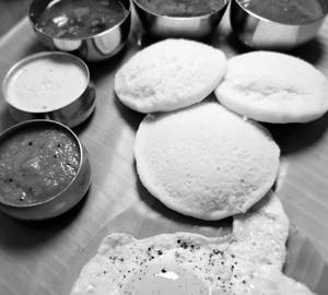 Non Veg Breakfast Combo