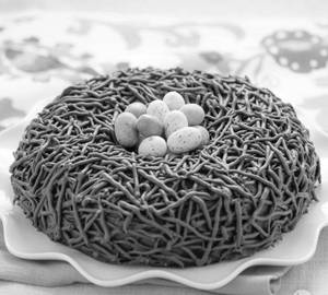 Robin Bird's Nest Cake (1kg)
