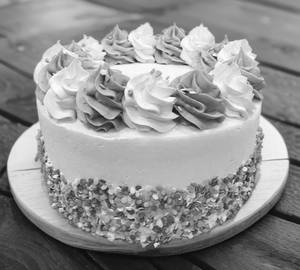Fresh Vanilla Cake (500Gm)