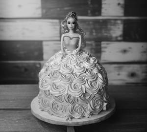 Barbie Doll Cake [1kg]