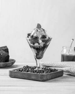 Coffee Mocha Sundae