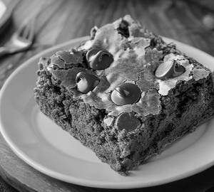 Egg Chocolate Chips Brownie
