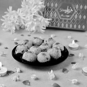 Coconut Dry Fruit Laddu