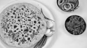2 aloo pyaz paratha