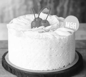 White forest cake half kg
