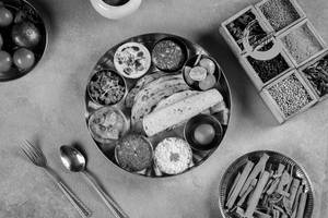 Maharaja Thali With Lachha Paratha
