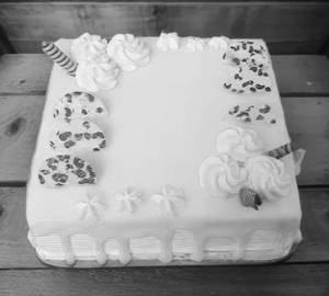 Pineapple cake half kg