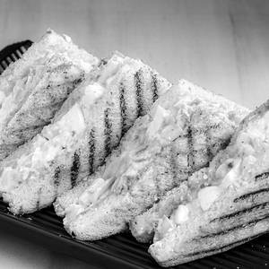 Mushroom And Corn Sandwich