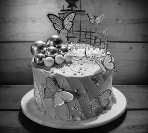 Butterfly Theme Cake (1kg)