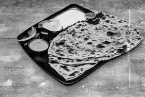 Tandoori Paneer Paratha