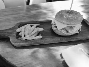 Egg Cheese With Fries (non Veg)