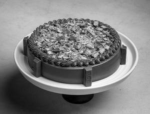 Kitkat Cake (half Kg)