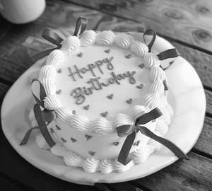 Happy Birthday Cake (500gm)