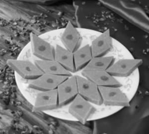 Gud Kaju Katli